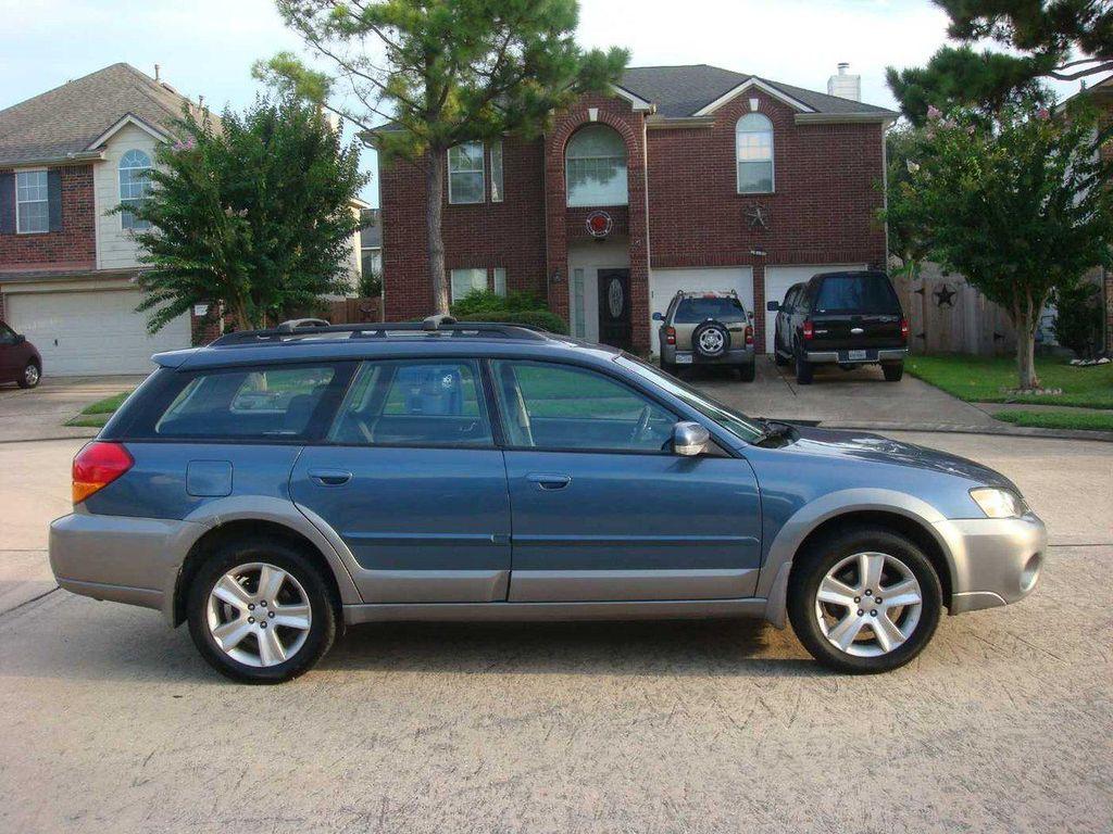 used 2005 Subaru Outback car, priced at $2,995