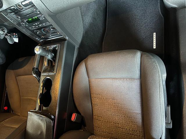 used 2009 Ford Mustang car
