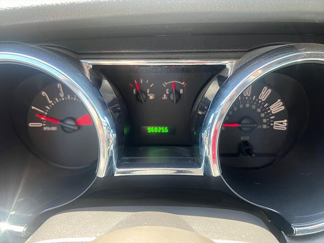 used 2009 Ford Mustang car