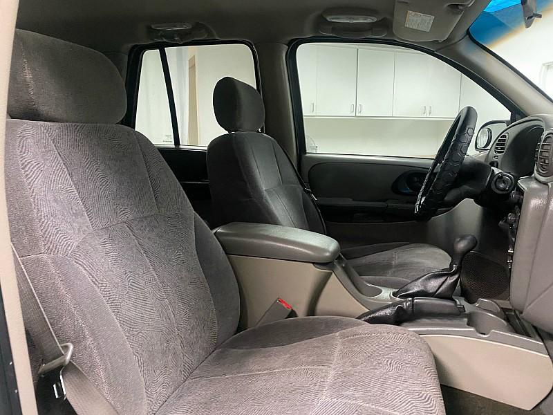 used 2004 Chevrolet TrailBlazer car, priced at $3,991
