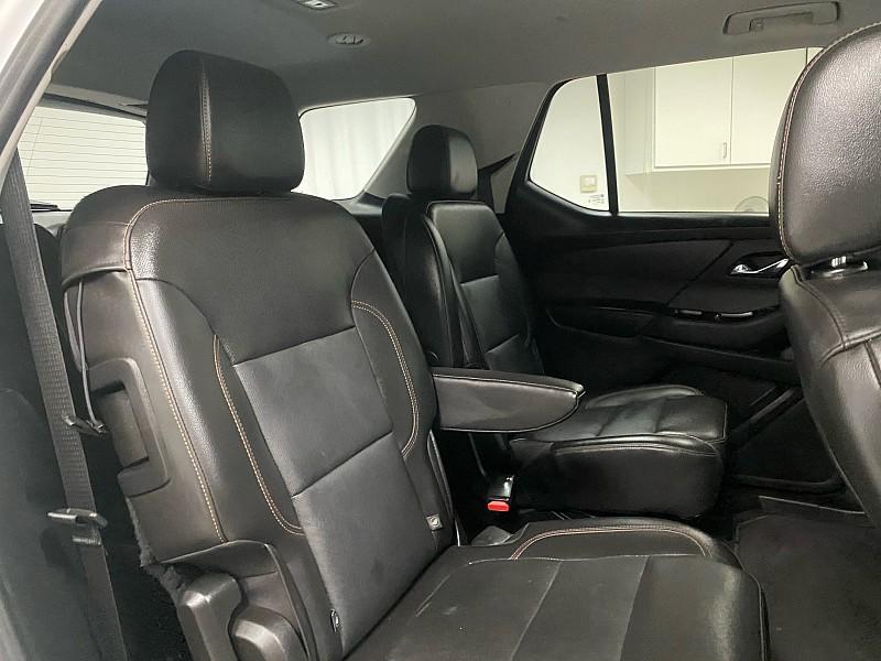 used 2021 Chevrolet Traverse car, priced at $22,491