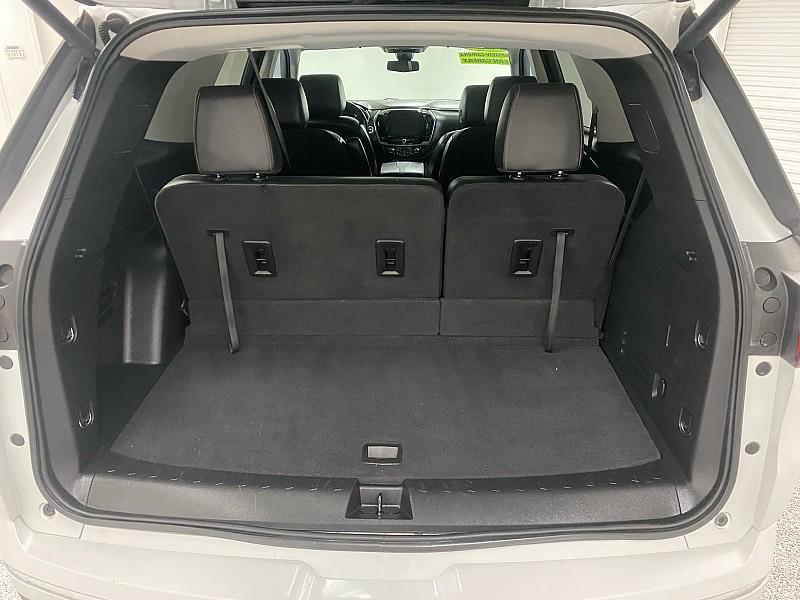 used 2021 Chevrolet Traverse car, priced at $22,491