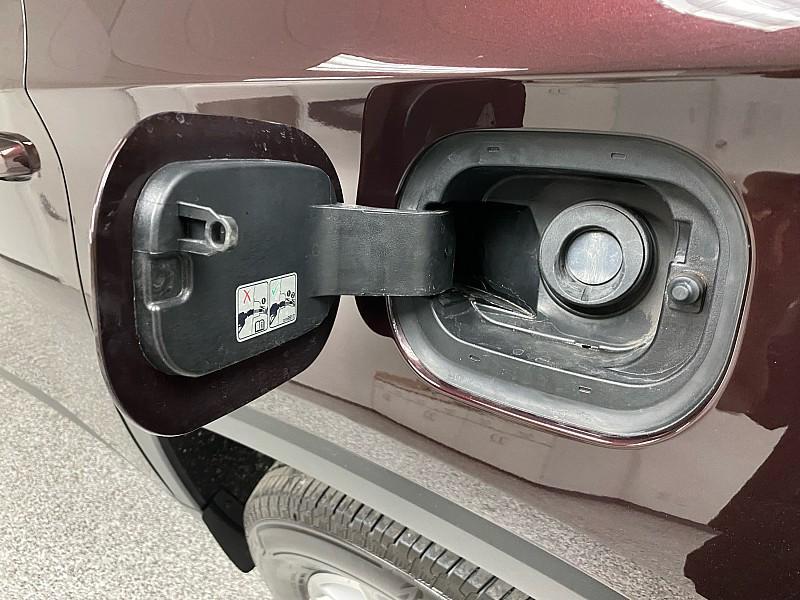 used 2022 Chevrolet Traverse car, priced at $22,991