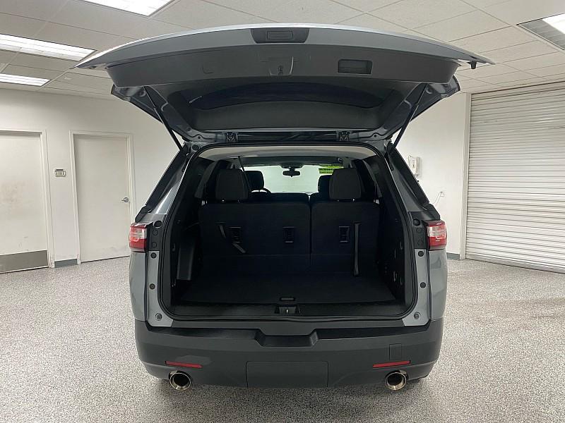 used 2021 Chevrolet Traverse car, priced at $14,991