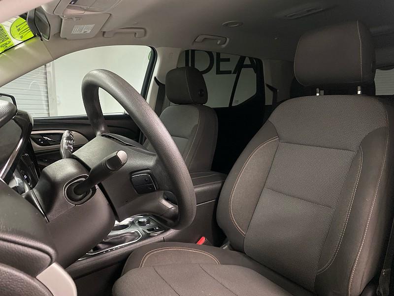 used 2021 Chevrolet Traverse car, priced at $14,991