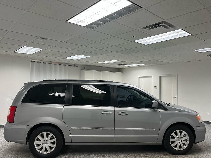 used 2014 Chrysler Town & Country car, priced at $3,791