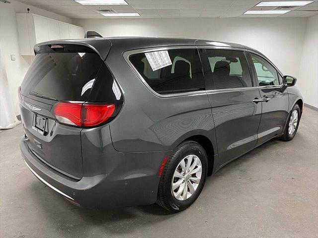 used 2019 Chrysler Pacifica car, priced at $15,991