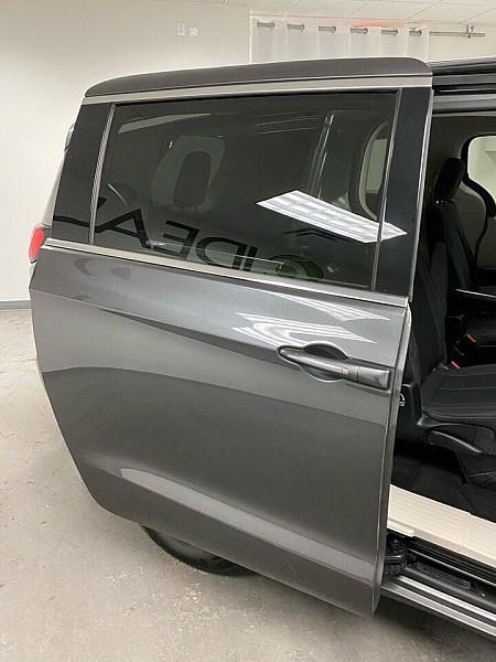 used 2019 Chrysler Pacifica car, priced at $15,991