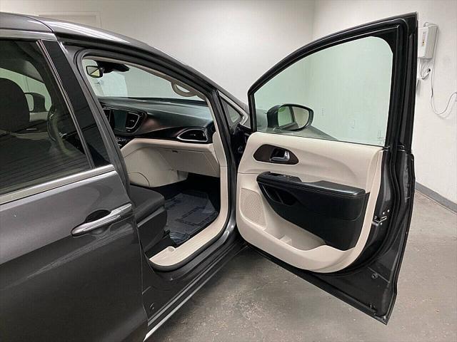 used 2019 Chrysler Pacifica car, priced at $15,991