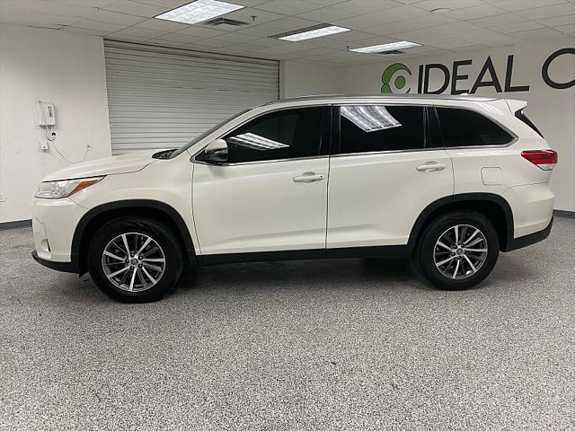 used 2019 Toyota Highlander car, priced at $25,891