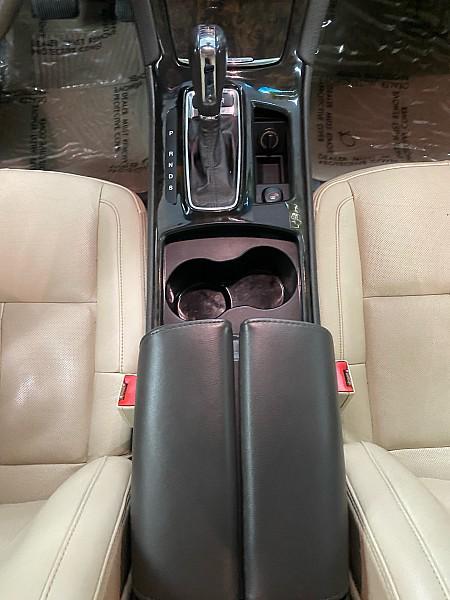 used 2013 Lincoln MKS car, priced at $8,791