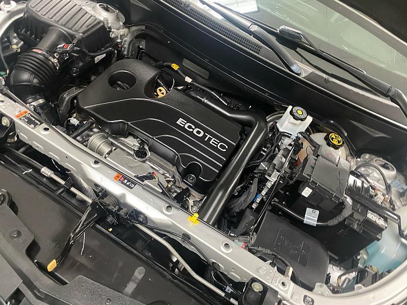 used 2020 Chevrolet Equinox car, priced at $13,991