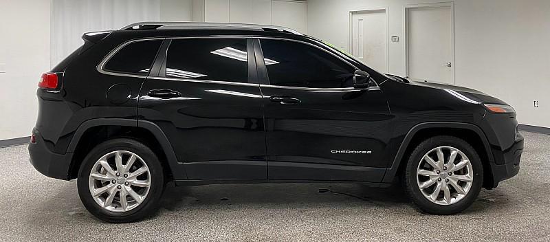 used 2017 Jeep Cherokee car, priced at $7,891