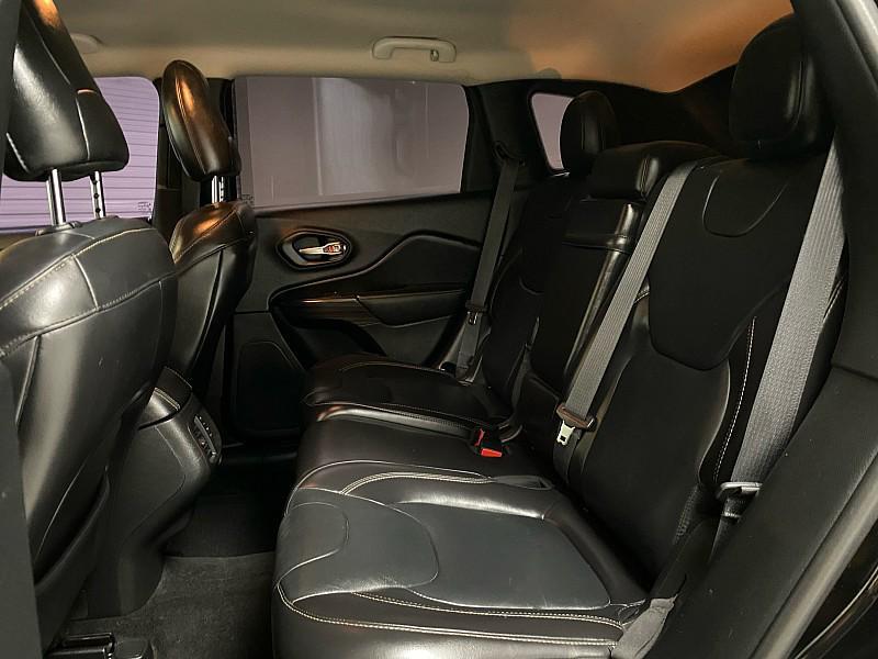 used 2017 Jeep Cherokee car, priced at $7,891