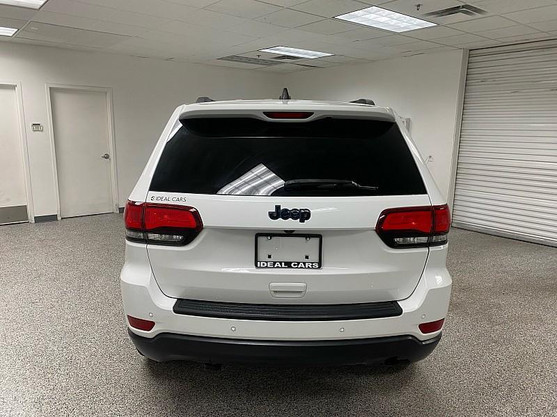 used 2019 Jeep Grand Cherokee car, priced at $15,491