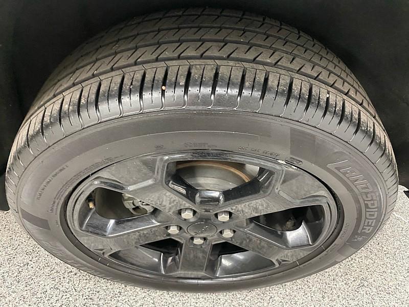 used 2019 Jeep Grand Cherokee car, priced at $15,491