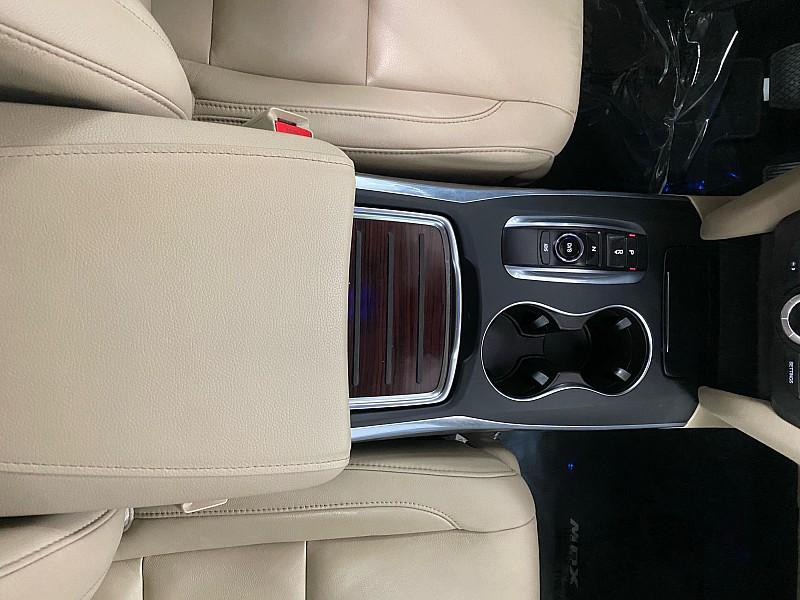 used 2016 Acura MDX car, priced at $15,391