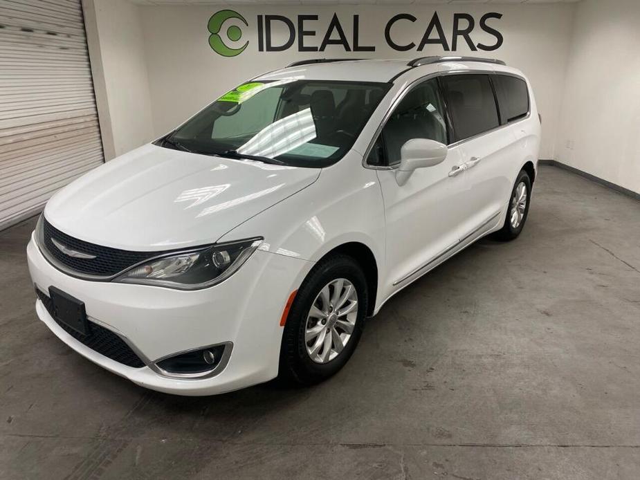 used 2018 Chrysler Pacifica car, priced at $17,791