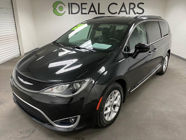 used 2017 Chrysler Pacifica car, priced at $12,491