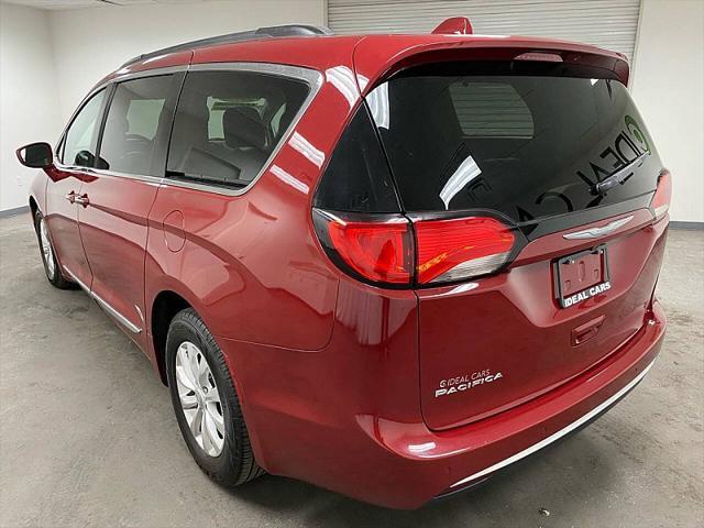 used 2017 Chrysler Pacifica car, priced at $12,891