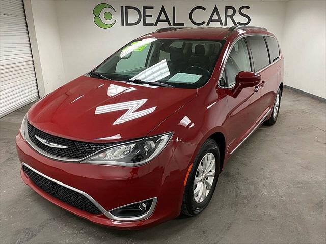 used 2017 Chrysler Pacifica car, priced at $12,891