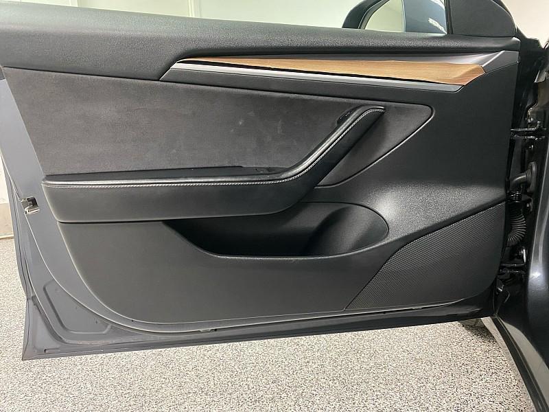 used 2021 Tesla Model 3 car, priced at $17,491