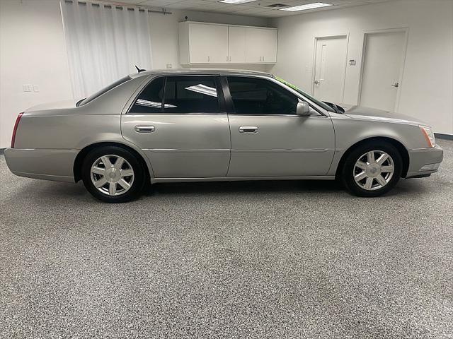 used 2007 Cadillac DTS car, priced at $6,891