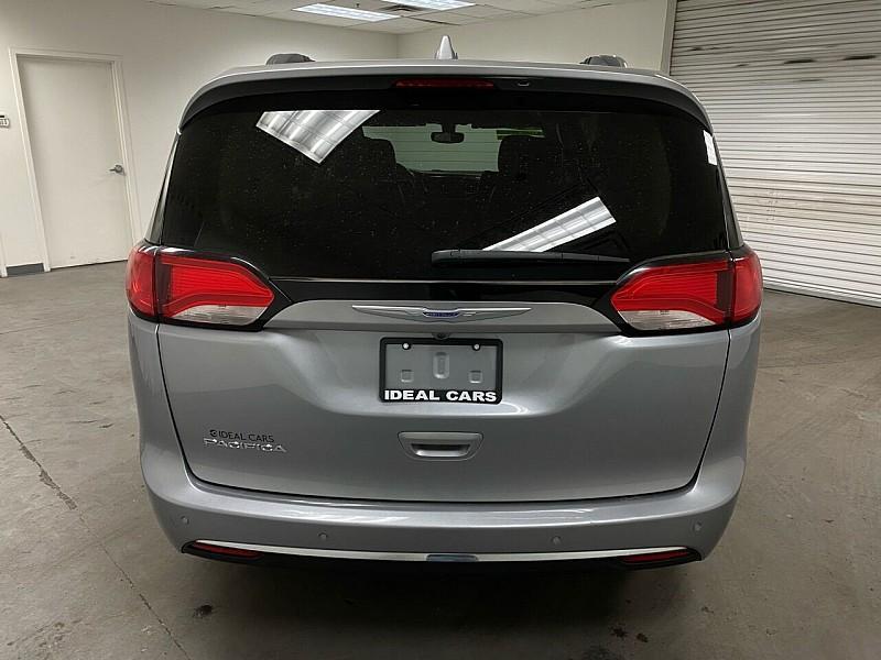 used 2019 Chrysler Pacifica car, priced at $18,791