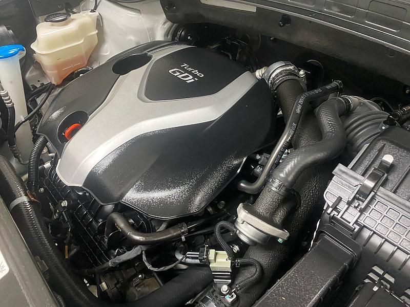 used 2014 Hyundai Santa Fe Sport car, priced at $7,991