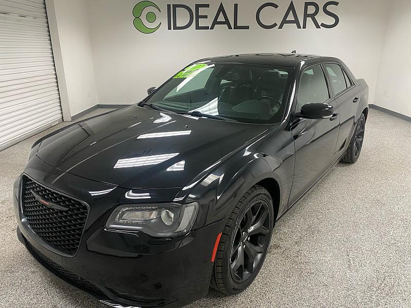 used 2022 Chrysler 300 car, priced at $19,891