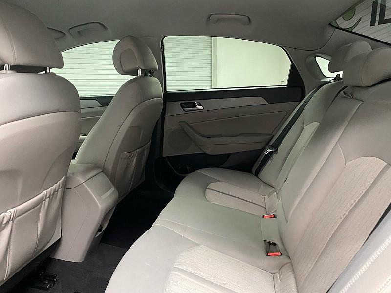 used 2016 Hyundai Sonata Hybrid car, priced at $9,491