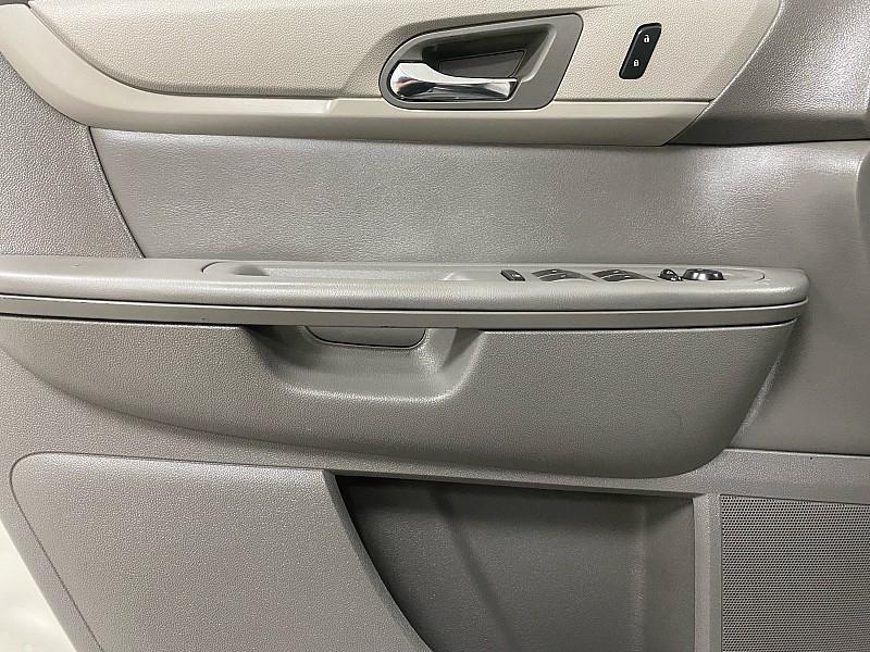 used 2014 Chevrolet Traverse car, priced at $6,891