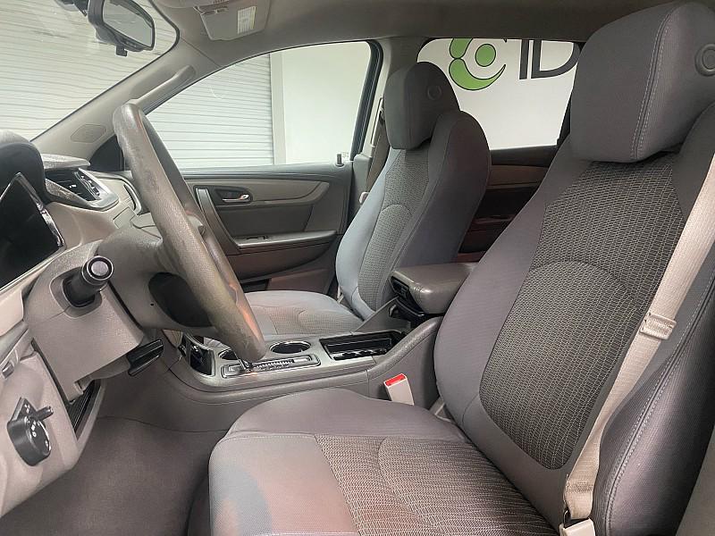 used 2014 Chevrolet Traverse car, priced at $6,891