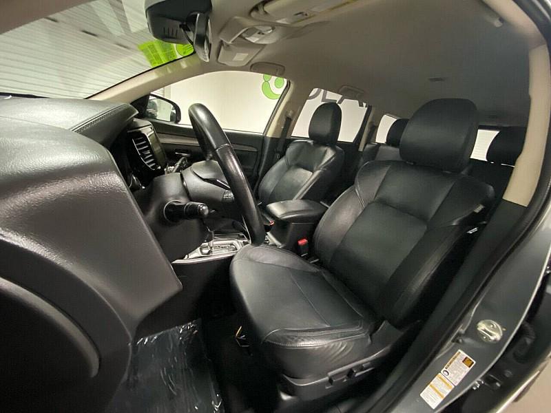 used 2020 Mitsubishi Outlander car, priced at $14,791