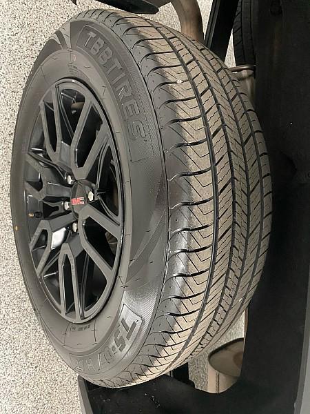 used 2020 GMC Sierra 1500 car, priced at $25,891