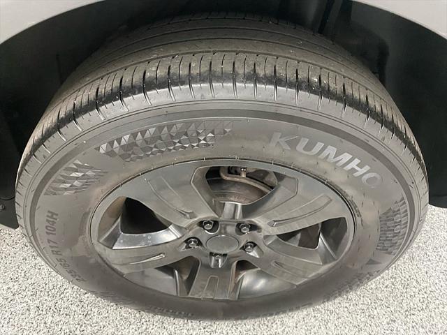 used 2013 Chevrolet Captiva Sport car, priced at $5,491