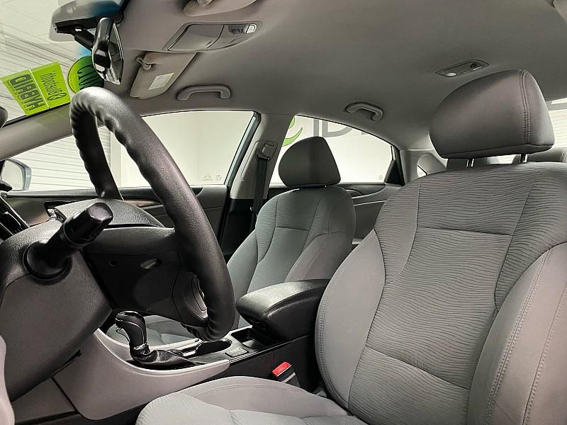 used 2015 Hyundai Sonata Hybrid car, priced at $7,891