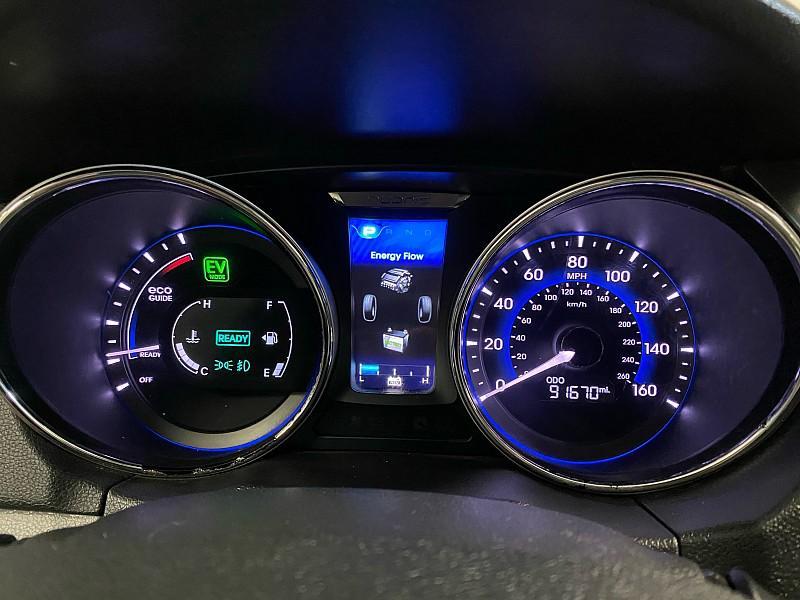 used 2015 Hyundai Sonata Hybrid car, priced at $7,891