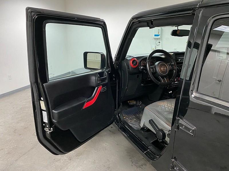 used 2015 Jeep Wrangler Unlimited car, priced at $19,891
