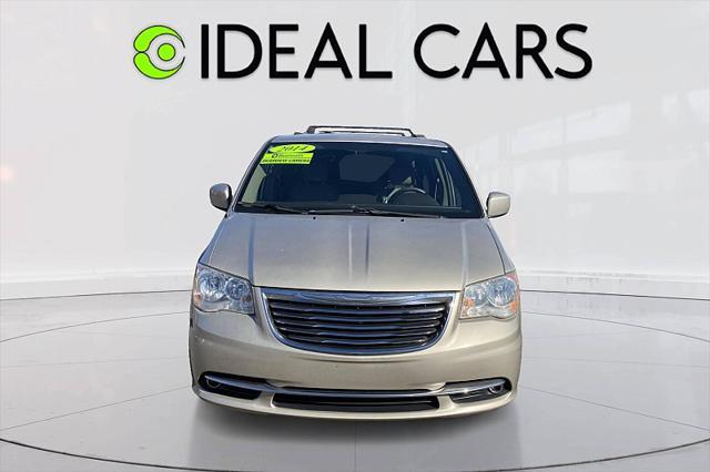 used 2014 Chrysler Town & Country car, priced at $7,491