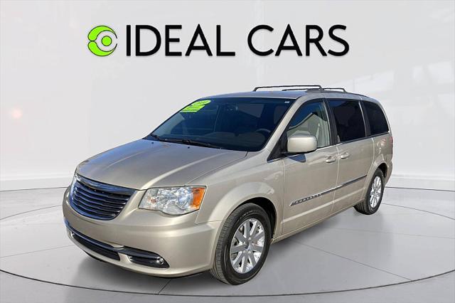 used 2014 Chrysler Town & Country car, priced at $7,491