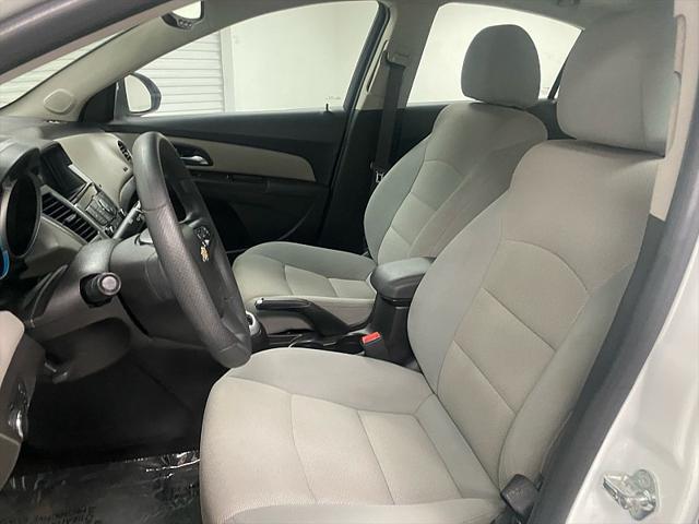 used 2016 Chevrolet Cruze Limited car, priced at $7,491