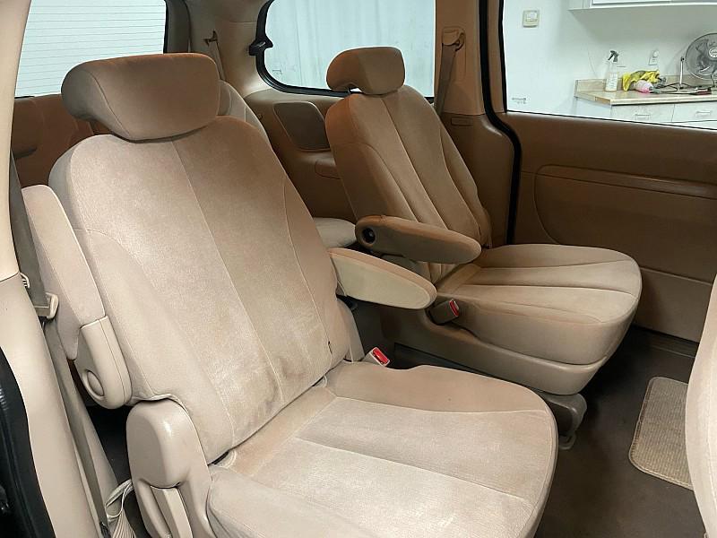 used 2010 Kia Sedona car, priced at $3,791