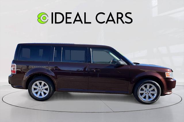 used 2009 Ford Flex car, priced at $6,991