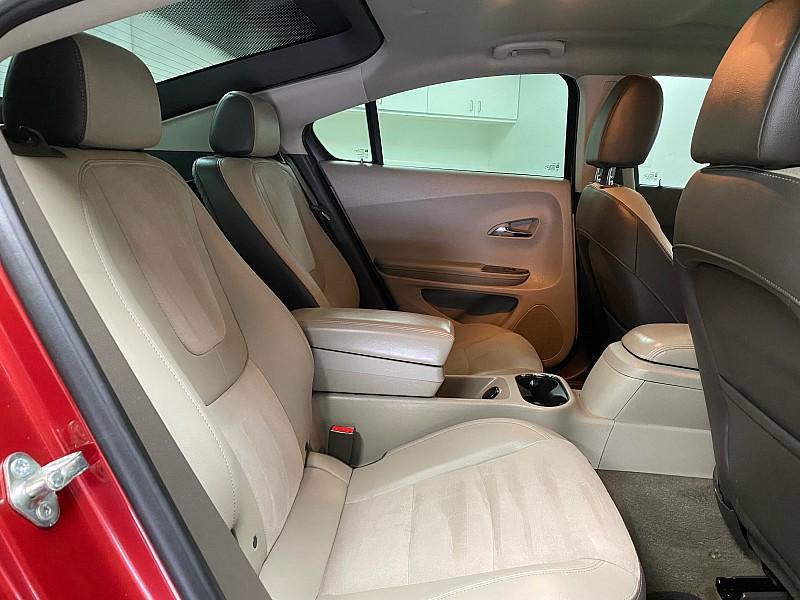 used 2014 Chevrolet Volt car, priced at $5,991