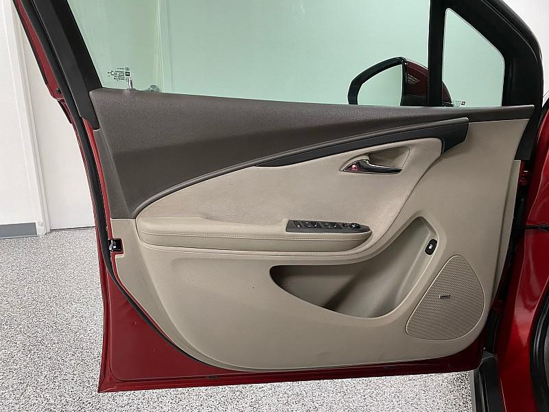 used 2014 Chevrolet Volt car, priced at $5,991