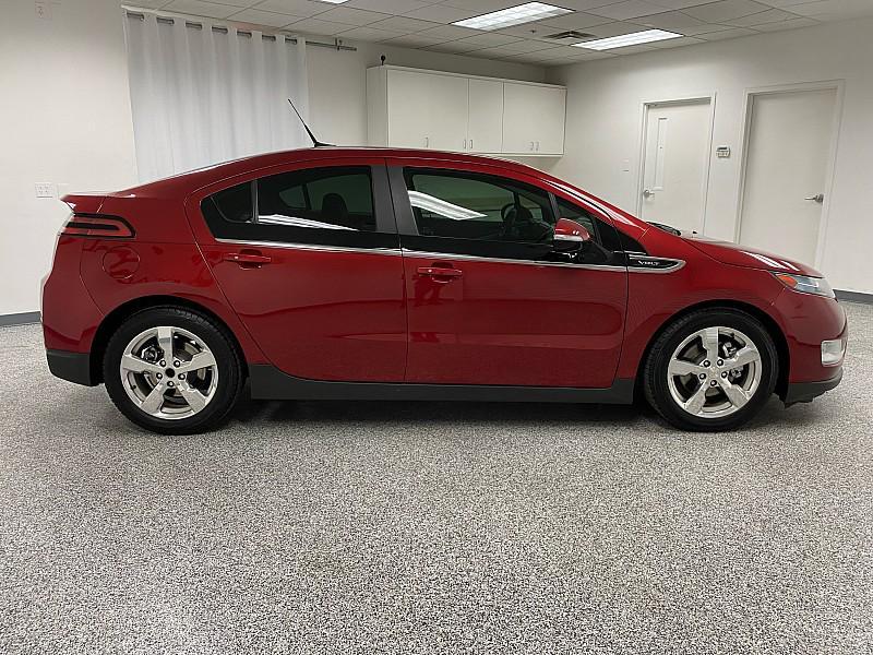 used 2014 Chevrolet Volt car, priced at $5,991
