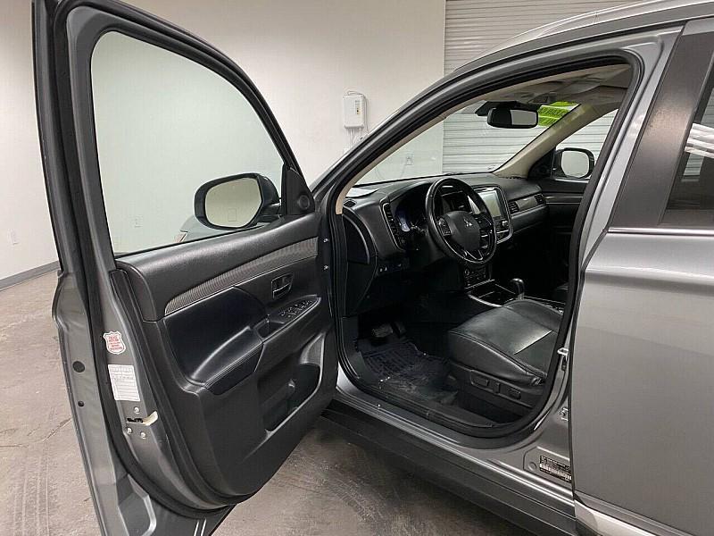 used 2020 Mitsubishi Outlander car, priced at $12,991