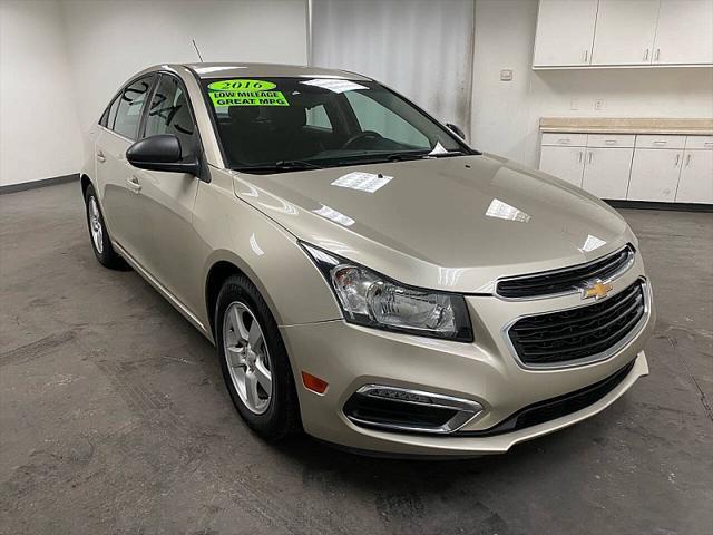 used 2016 Chevrolet Cruze Limited car, priced at $8,491