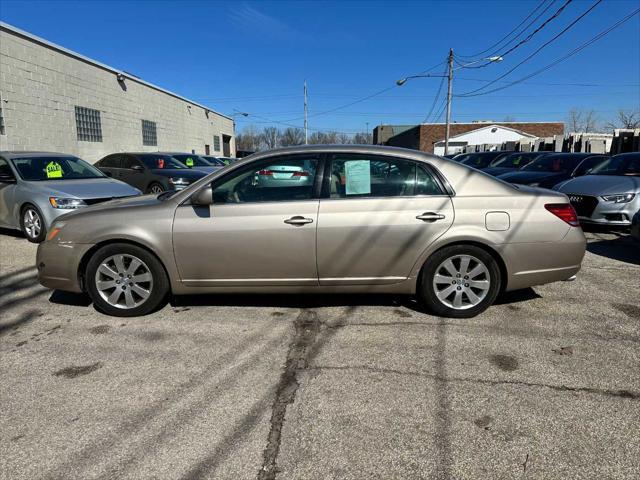 used 2005 Toyota Avalon car, priced at $4,499